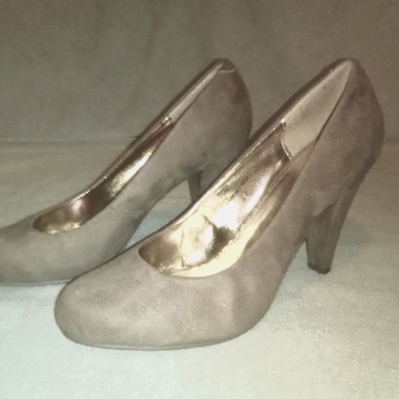 Rampage Heels Size 10 - Picture 1 of 4